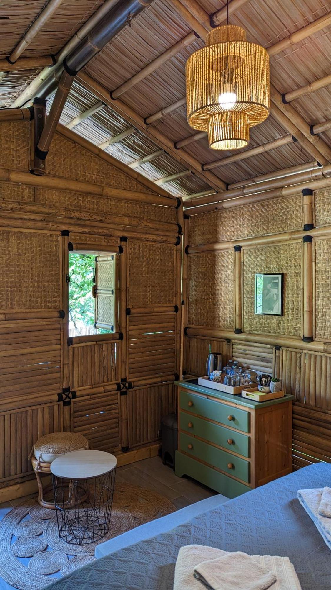 Suite Bambou Bien-Etre A Bali - Le Soleil Des Cevennes Сен-Жан-дю-Гар Экстерьер фото