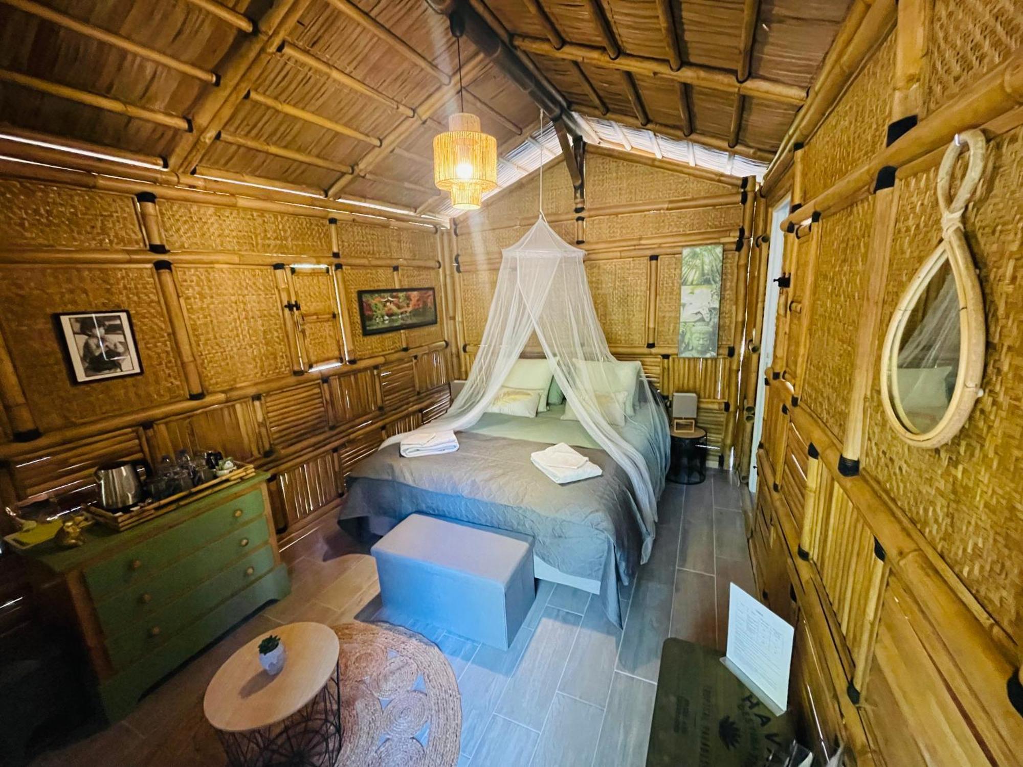 Suite Bambou Bien-Etre A Bali - Le Soleil Des Cevennes Сен-Жан-дю-Гар Экстерьер фото